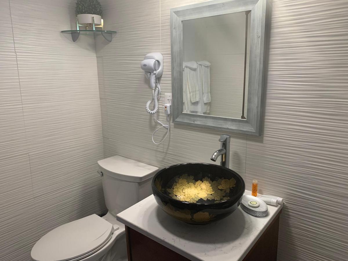 Atlantic Coast Inn Эллсуорт Экстерьер фото