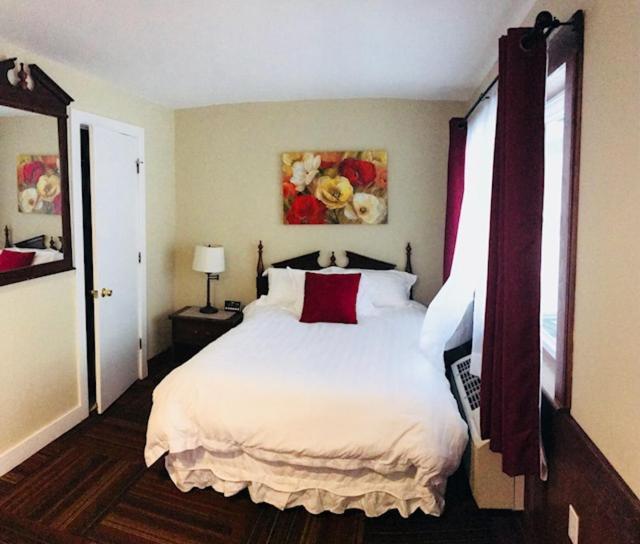 Atlantic Coast Inn Эллсуорт Экстерьер фото