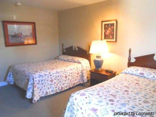 Atlantic Coast Inn Эллсуорт Номер фото
