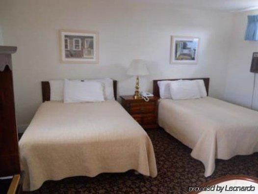 Atlantic Coast Inn Эллсуорт Номер фото
