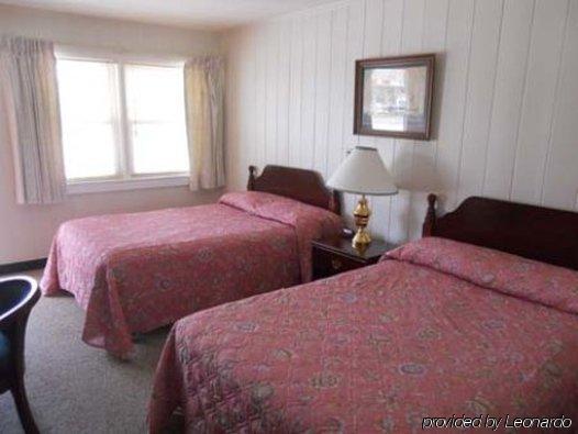 Atlantic Coast Inn Эллсуорт Номер фото