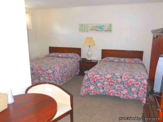 Atlantic Coast Inn Эллсуорт Номер фото